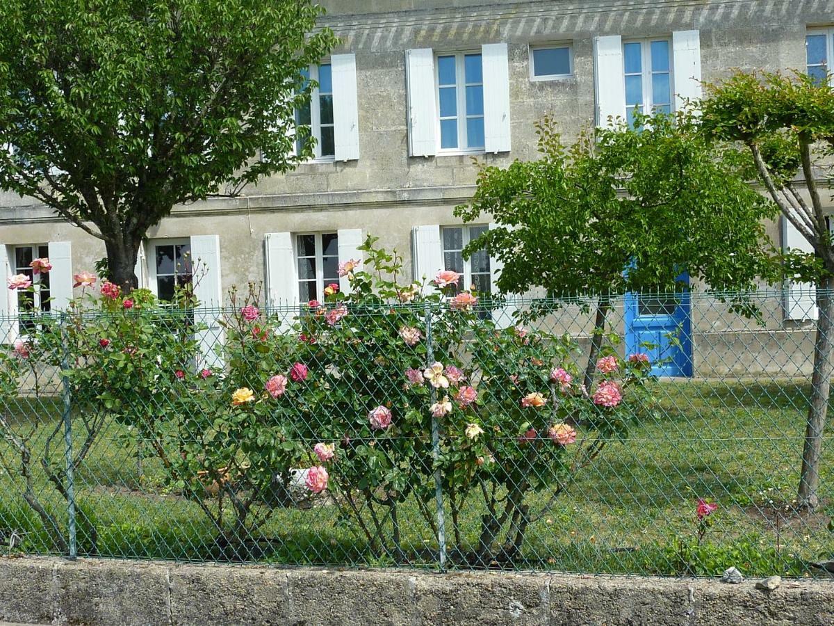 Le Clos Des Rosiers サン・テミリオン エクステリア 写真